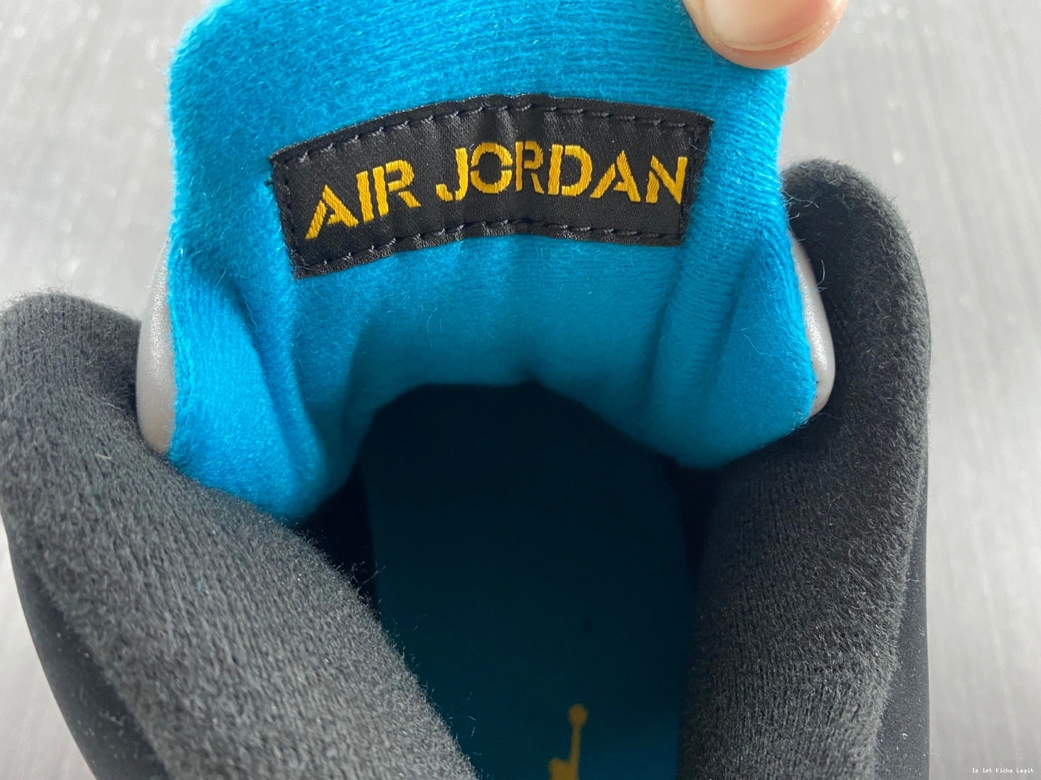 Air 